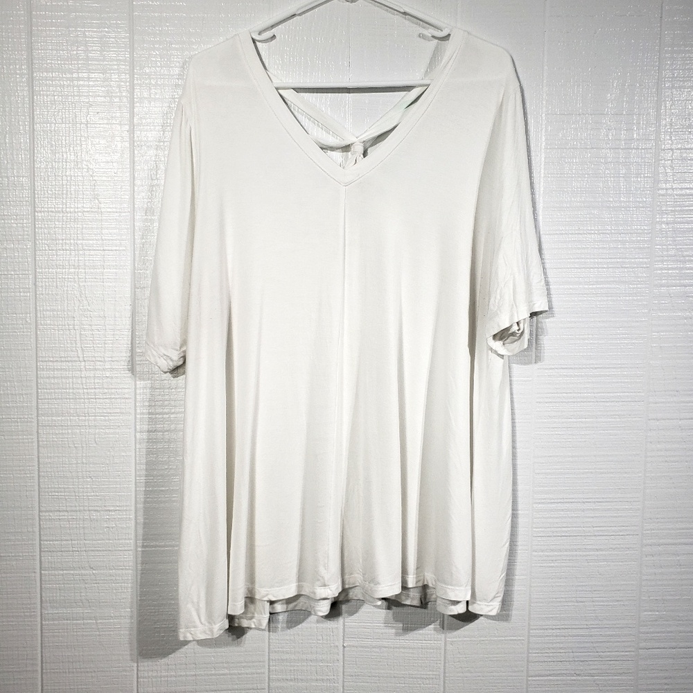 Lane Bryant White Tee Knotted Back C26